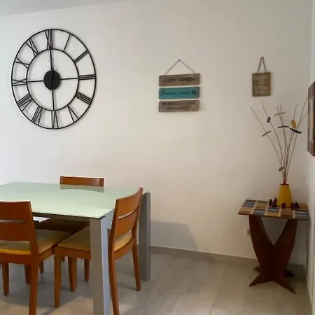 Apartamento L'alba 2 *